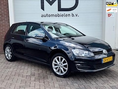 Volkswagen Golf - 1.6 TDI Business Edition R - Camera - Cruise