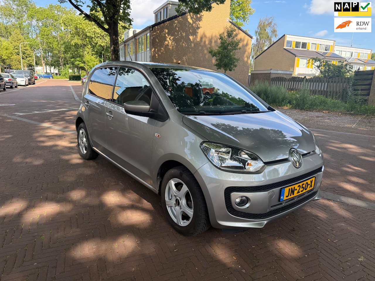 Volkswagen Up! - AUTOMAAT / 56.000 NAP / Bouwjaar 2016 / Leuke auto - AutoWereld.nl