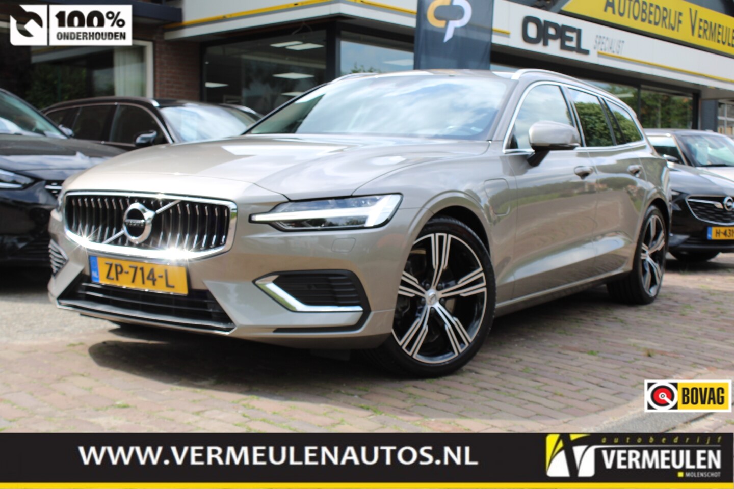 Volvo V60 - T8 Twin Engine 390PK AWD Inscription + 19''/ Navi/ Clima/ Full-LED/ Head-UP/ Panorama/ B&W - AutoWereld.nl