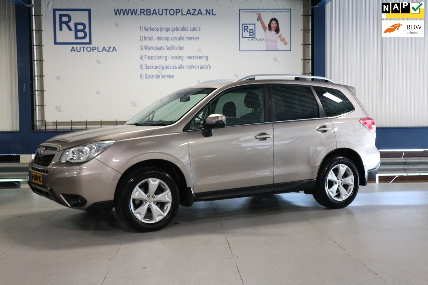 Subaru Forester - 2.0 Luxury Plus PANO/ NAP / KEURIGE WAGEN ! ! ! - AutoWereld.nl