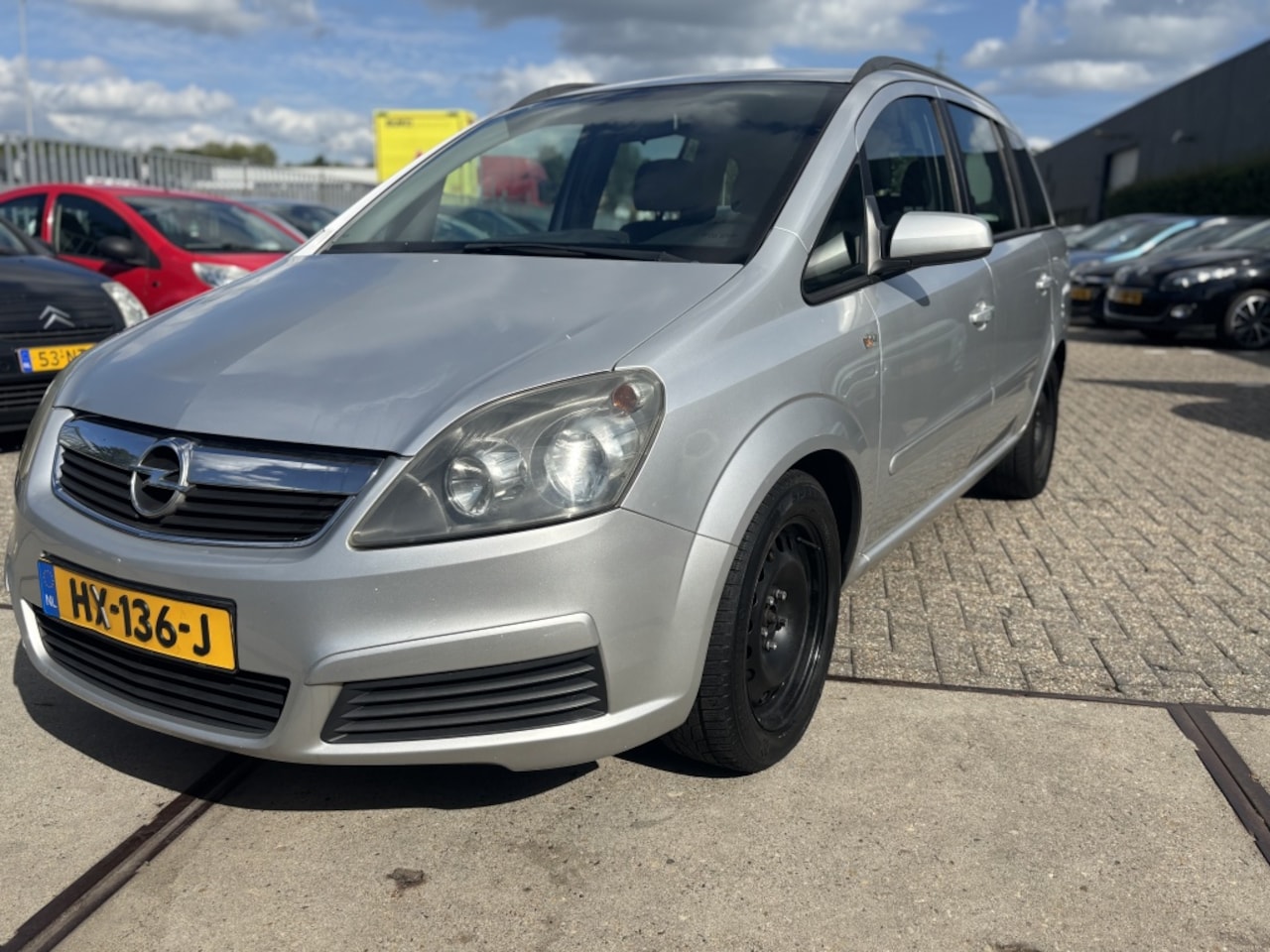 Opel Zafira - 1.8 Business 7 PERSOONS!AIRCO! - AutoWereld.nl