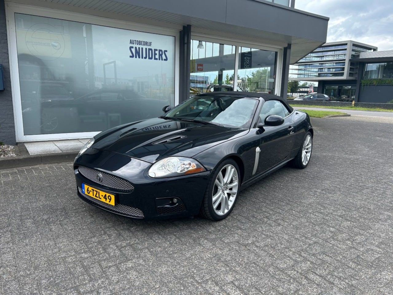 Jaguar XKR - 4.2 V8 CONVERTIBLE SUPERCHARGED FULL OPTIONS - AutoWereld.nl