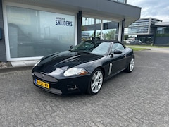 Jaguar XKR - 4.2 V8 CONVERTIBLE SUPERCHARGED FULL OPTIONS
