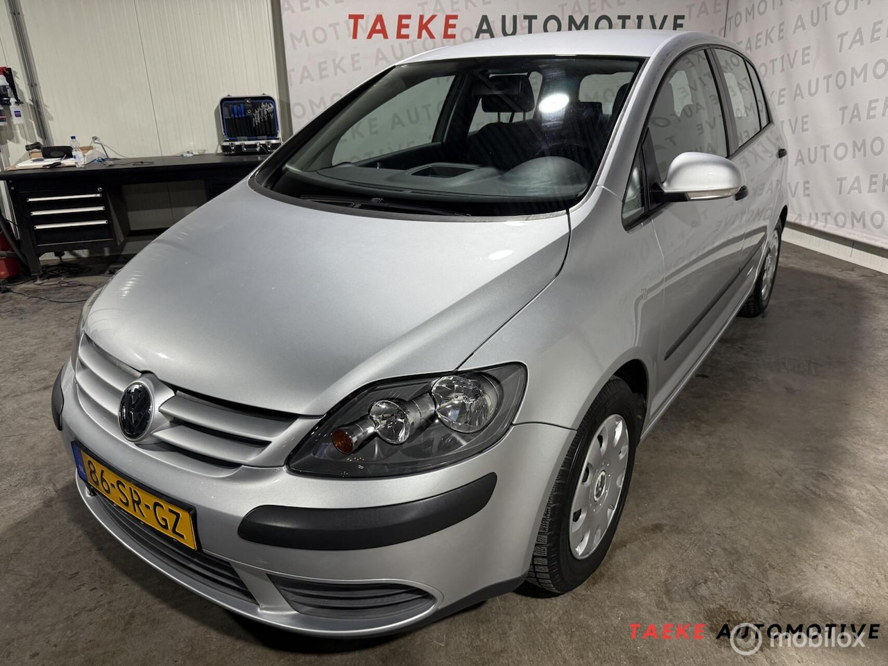 Volkswagen Golf Plus - 1.6 FSI Comfortline AUT/Clima/Cruise - AutoWereld.nl