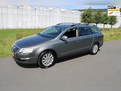 Volkswagen Passat Variant - 2.0 FSI Comfortline Business