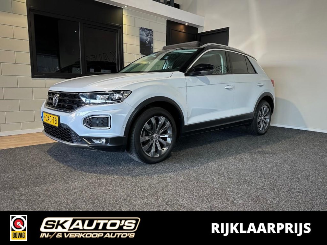 Volkswagen T-Roc - 1.5 TSI STYLE BNS NAP l PANO l TREKHAAK l CLIMA l NAVI l LMV l - AutoWereld.nl