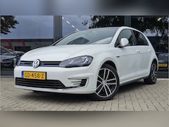 Volkswagen Golf - 1.4 TSI GTE + PANO DAK + VOLLEER + NAVIGATIE