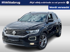 Volkswagen T-Roc - 1.5 TSI 150pk DSG R-Line / 2X R-line / Digitaal dashboard / Panorama dak / Afneembare trek
