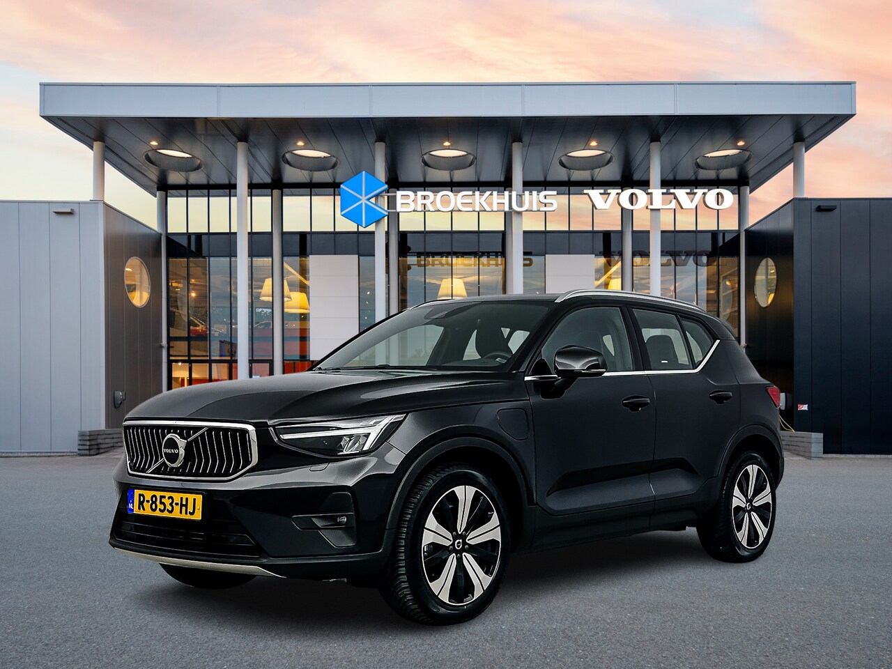 Volvo XC40 - T4 Recharge Ultimate Bright | 19" | Panoramadak | Harman Kardon | Elektr. verst. stoelen | - AutoWereld.nl