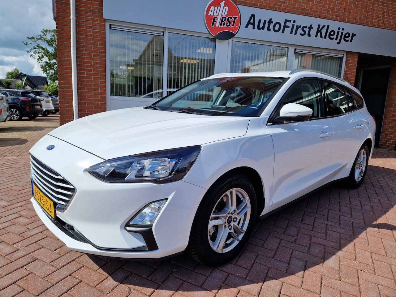 Ford Focus Wagon - 1.0 EcoBoost 100pk Trend Business - AutoWereld.nl