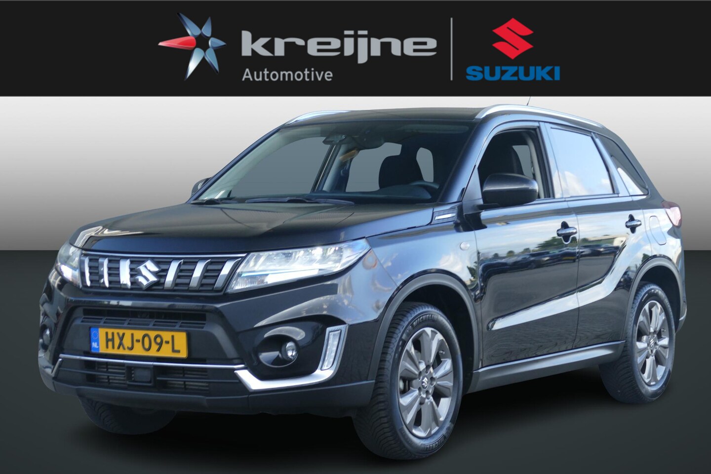 Suzuki Vitara - 1.4 Boosterjet Select Smart Hybrid All SEASONS||RIJKLAARPRIJS!!! - AutoWereld.nl