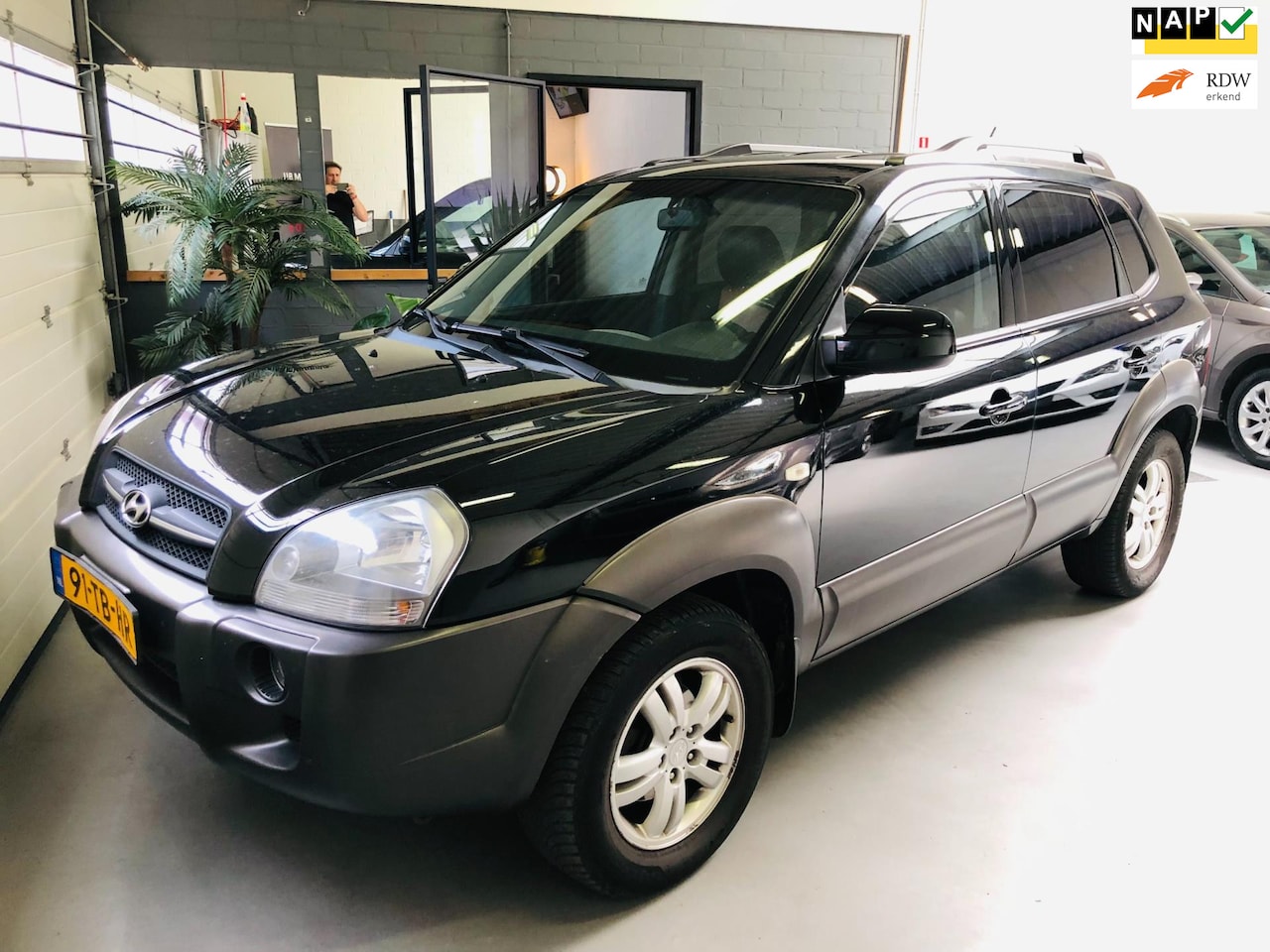 Hyundai Tucson - 2.0i 141pk/Trekhaak/NAP/PDC/APK - AutoWereld.nl