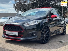 Ford Fiesta - 1.0 EcoBoost ST-LINE BLACK & RED EDITION 140 PK AIRCO PDC NW.D.RIEM