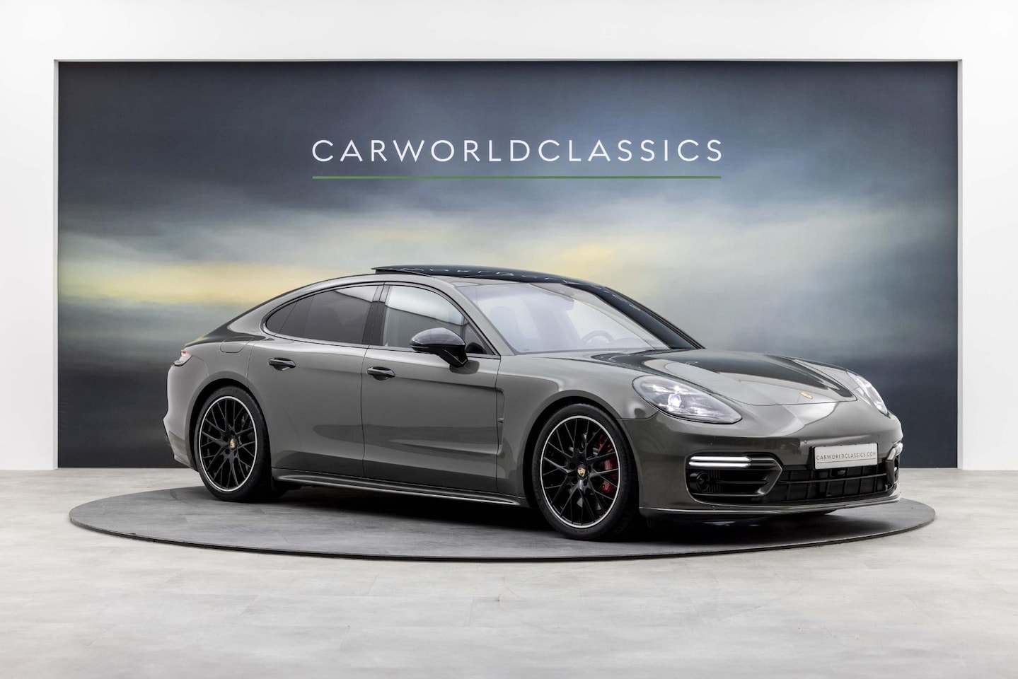 Porsche Panamera - 2.9 4S E-HYBRID | 44.000km | ZEER COMPLEET - AutoWereld.nl