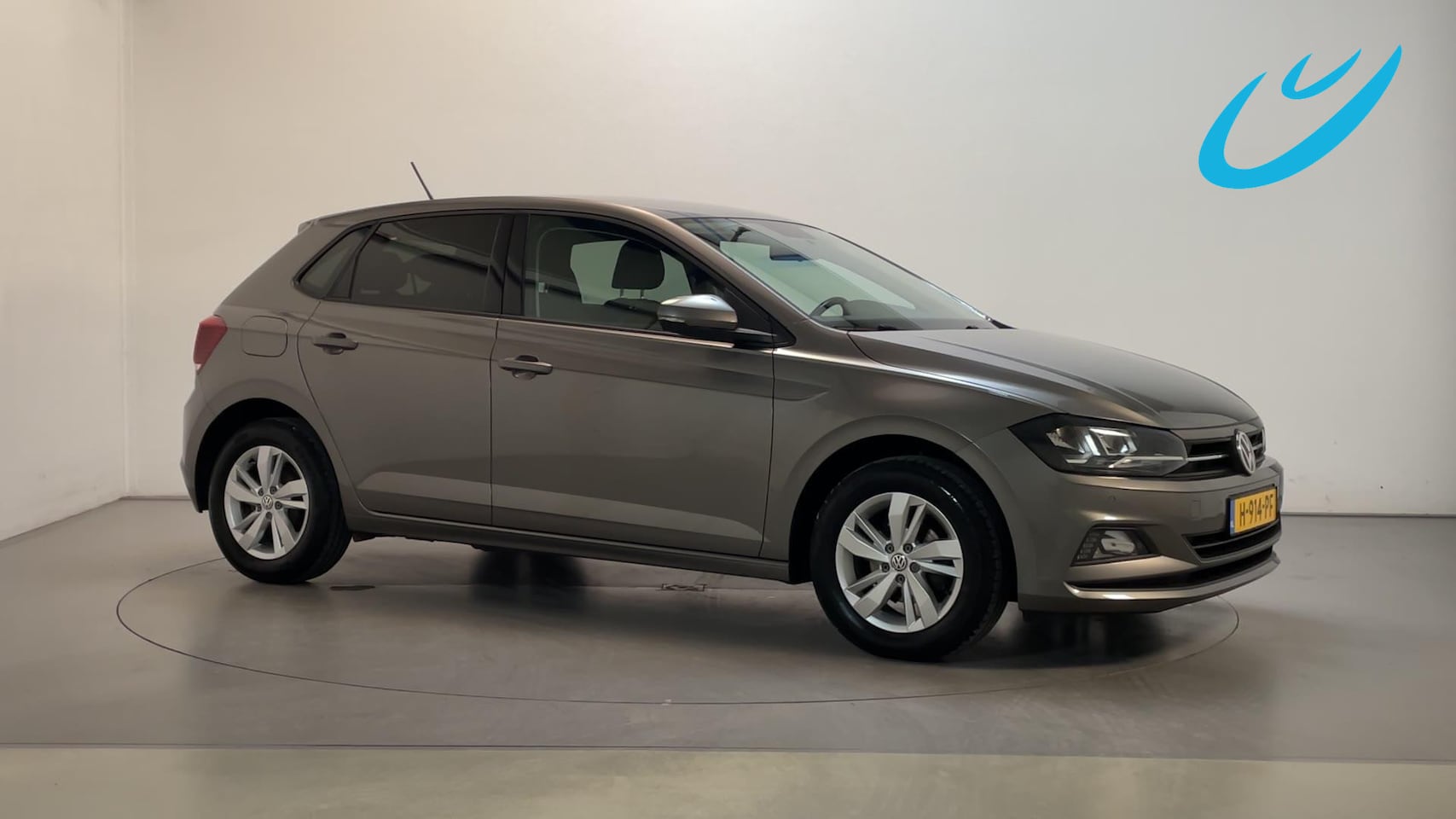 Volkswagen Polo - 1.0 TSI Comfortline Business Parkeersensoren Navigatie Adaptive Cruise - AutoWereld.nl