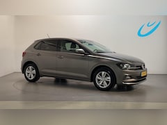 Volkswagen Polo - 1.0 TSI Comfortline Business Parkeersensoren Navigatie Adaptive Cruise