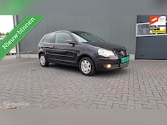Volkswagen Polo - 1.2-12V Edition