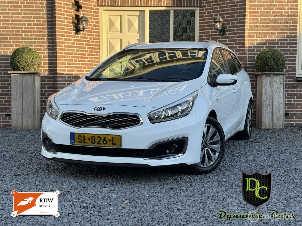 Kia Cee'd Sportswagon - 1.0 T-GDi ComfortPlusLine Navigator 1.0 T-GDi ComfortPlusLine Navigator - AutoWereld.nl