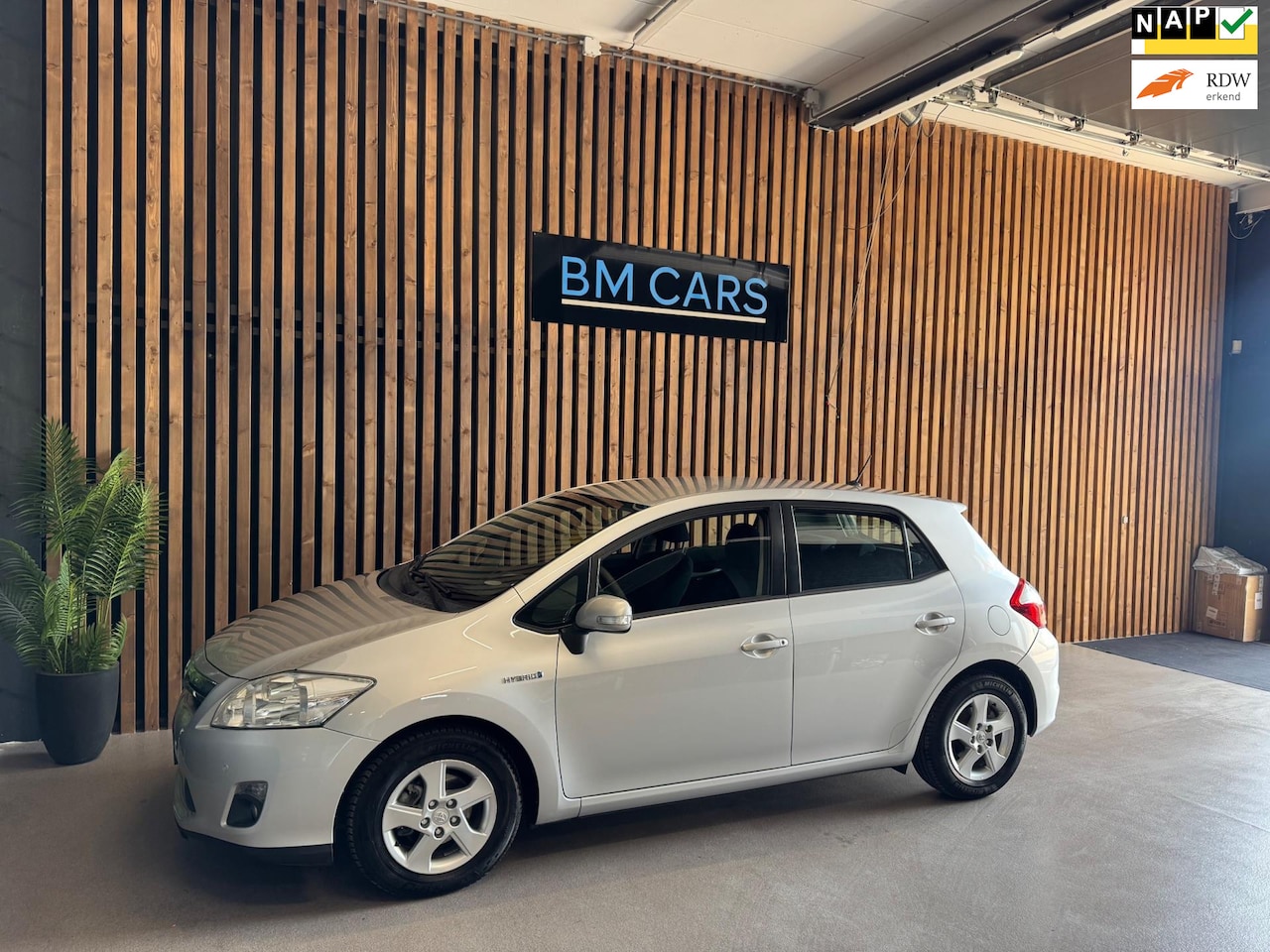 Toyota Auris - 1.8 Full Hybrid Aspiration 1.8 Full Hybrid Aspiration - AutoWereld.nl