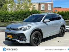 Volkswagen Tiguan - 1.5 eHybrid 272pk R-Line Edition | Schuif-kanteldak | Easy open | Winter pakket plus | IQ