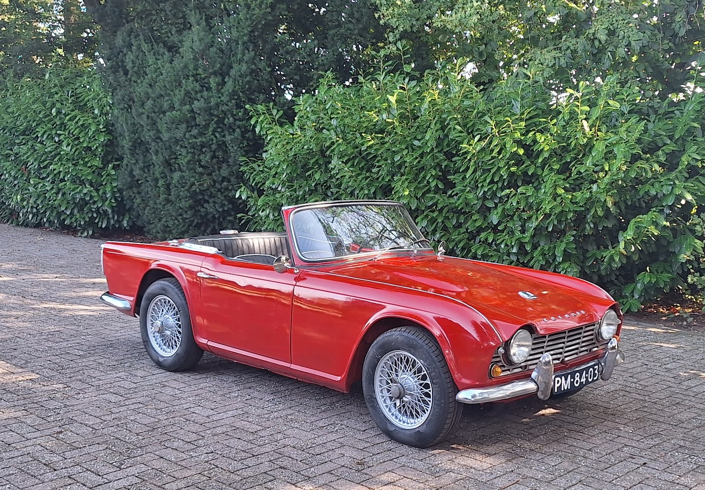 Triumph TR4 - Cabrio - AutoWereld.nl