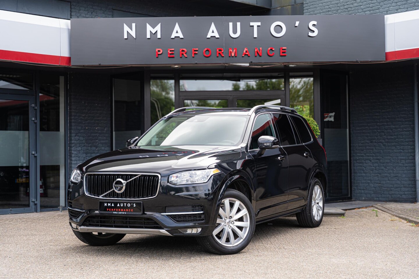 Volvo XC90 - 2.0 T6 AWD Inscription PANO | KEYLESS | 360 | CARPLAY | DODEHOEK | HOGE INSTAP - AutoWereld.nl
