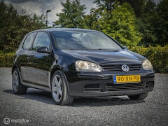 Volkswagen Golf - 1.6 FSI Nieuwe versnellingsbak
