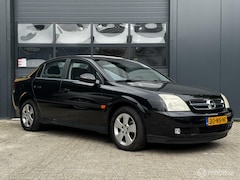 Opel Vectra - 2.2-16V Elegance, ruim, trekhaak,