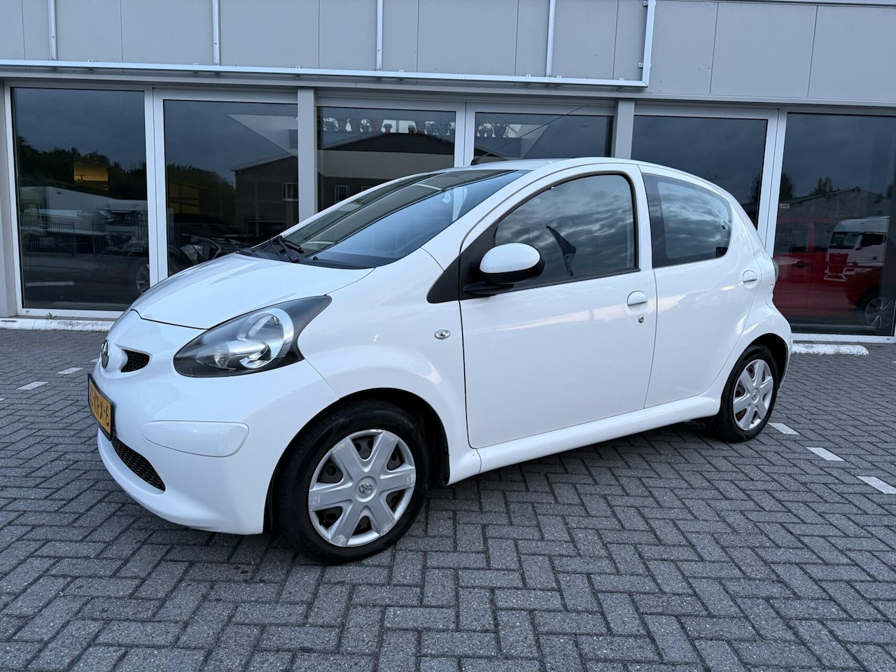 Toyota Aygo - 1.0-12V Comfort Automaat - AutoWereld.nl