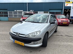 Peugeot 206 - 1.4 XS | Inruilkoopje | EL Ramen | LM Velgen | Trekhaak | NAP |