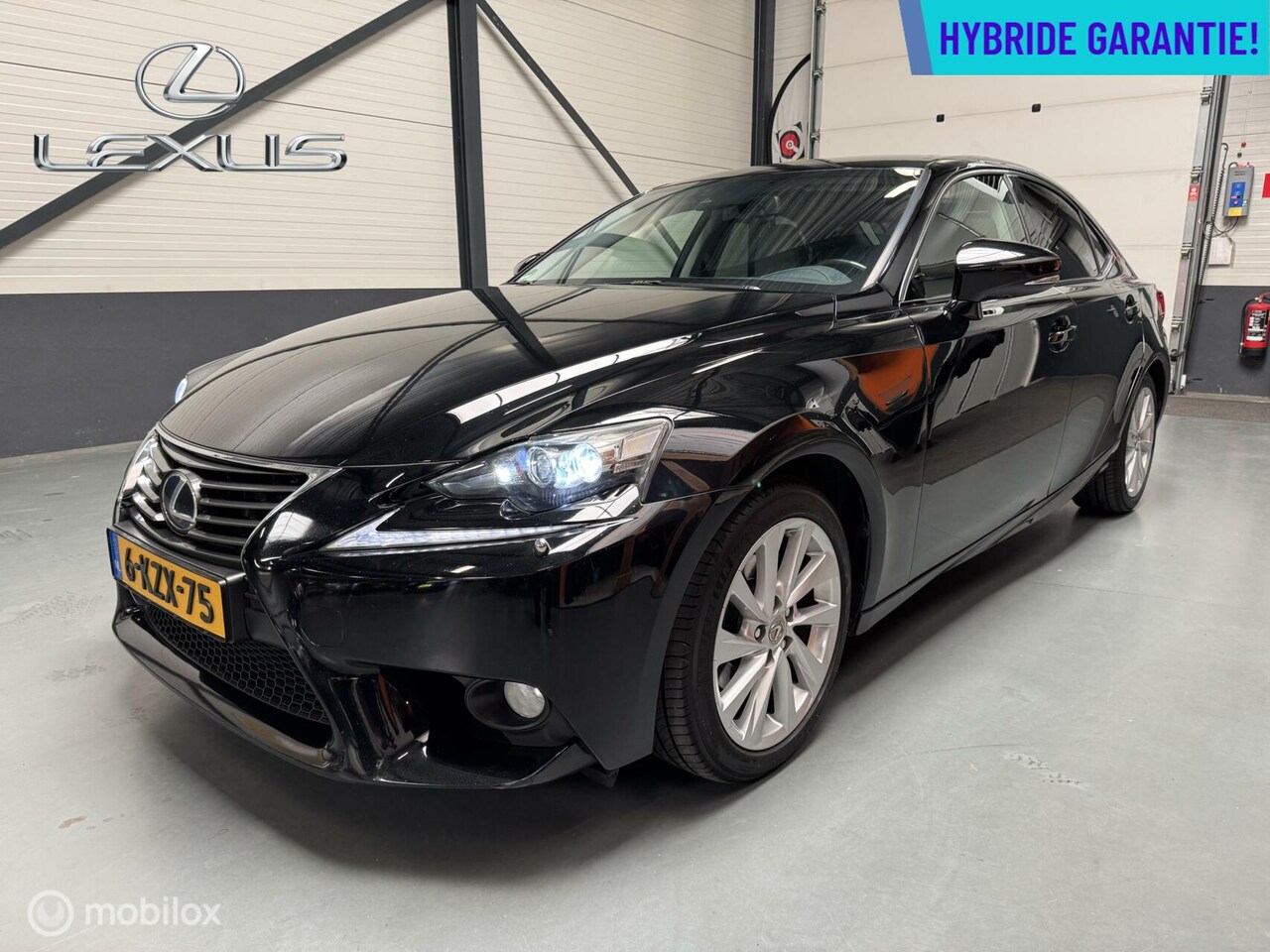 Lexus IS - 300h First Edition Pracht staat|Dealer auto! - AutoWereld.nl
