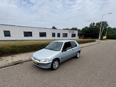 Peugeot 106 - 1.1 Accent X