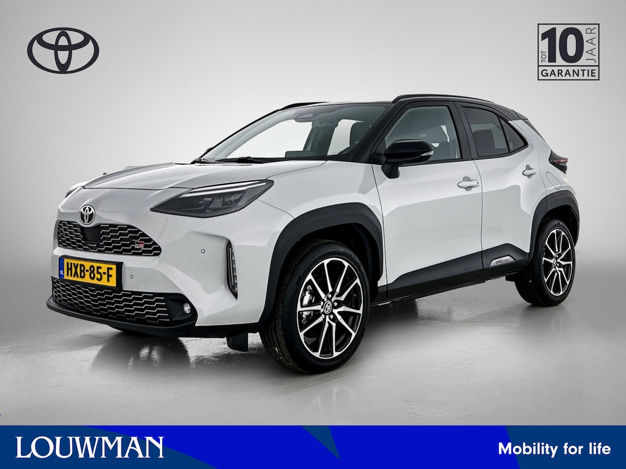 Toyota Yaris Cross - 1.5 Hybrid 130 GR Sport | Stoelverwarming | Parkeersensoren voor | Apple Carplay | Climate - AutoWereld.nl