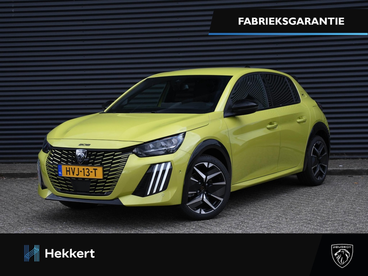 Peugeot 208 - GT 1.2 Hybrid 110 Automaat NAVI | 17''LM | ADAP. CRUISE | CAMER VOOR + ACHTER | DAB | USB - AutoWereld.nl