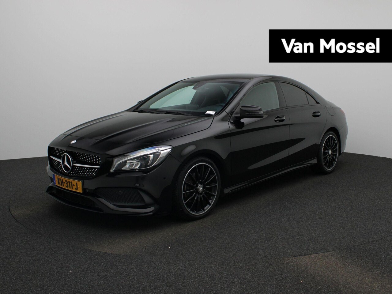 Mercedes-Benz CLA-Klasse - 180 AMG Night Edition Plus | NAVIGATIE | CLIMATE CONTROL | LED VERLICHTING | CRUISE CONTRO - AutoWereld.nl