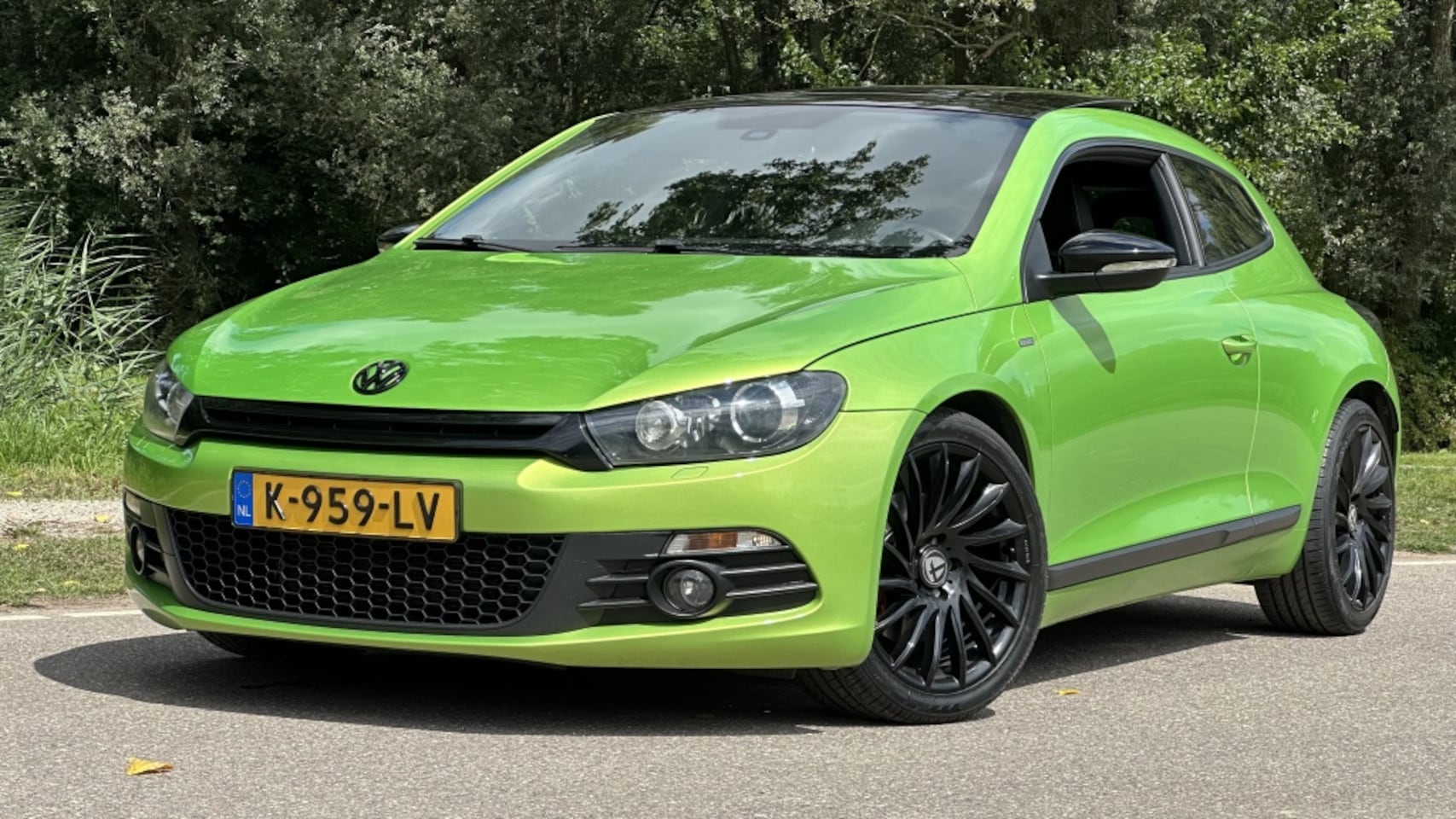 Volkswagen Scirocco - 1.4 TSI - 160 PK - Pano - 18" - AutoWereld.nl