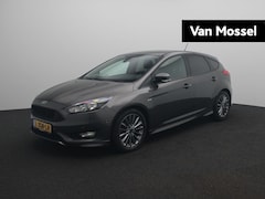 Ford Focus - 1.0 ST-Line | Winterpack | Parkeersensoren | Navi |