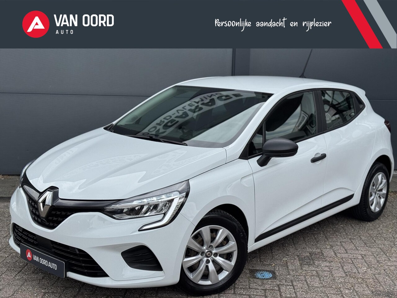 Renault Clio - 1.0 TCe / Geen Import / 1e Eignr / 100 % Onderhoud - AutoWereld.nl