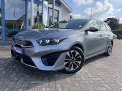 Kia Cee'd Sportswagon - Ceed 1.6 GDI PHEV DynamicLine | Dealer onderhouden, 1e eigenaar, Navigatie, LED, Parkeerse