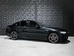 Alfa Romeo Giulia - 2.0 T GME AWD Veloce | Pano | 19"| ACC | Matrix |Side | Memo | ACC |