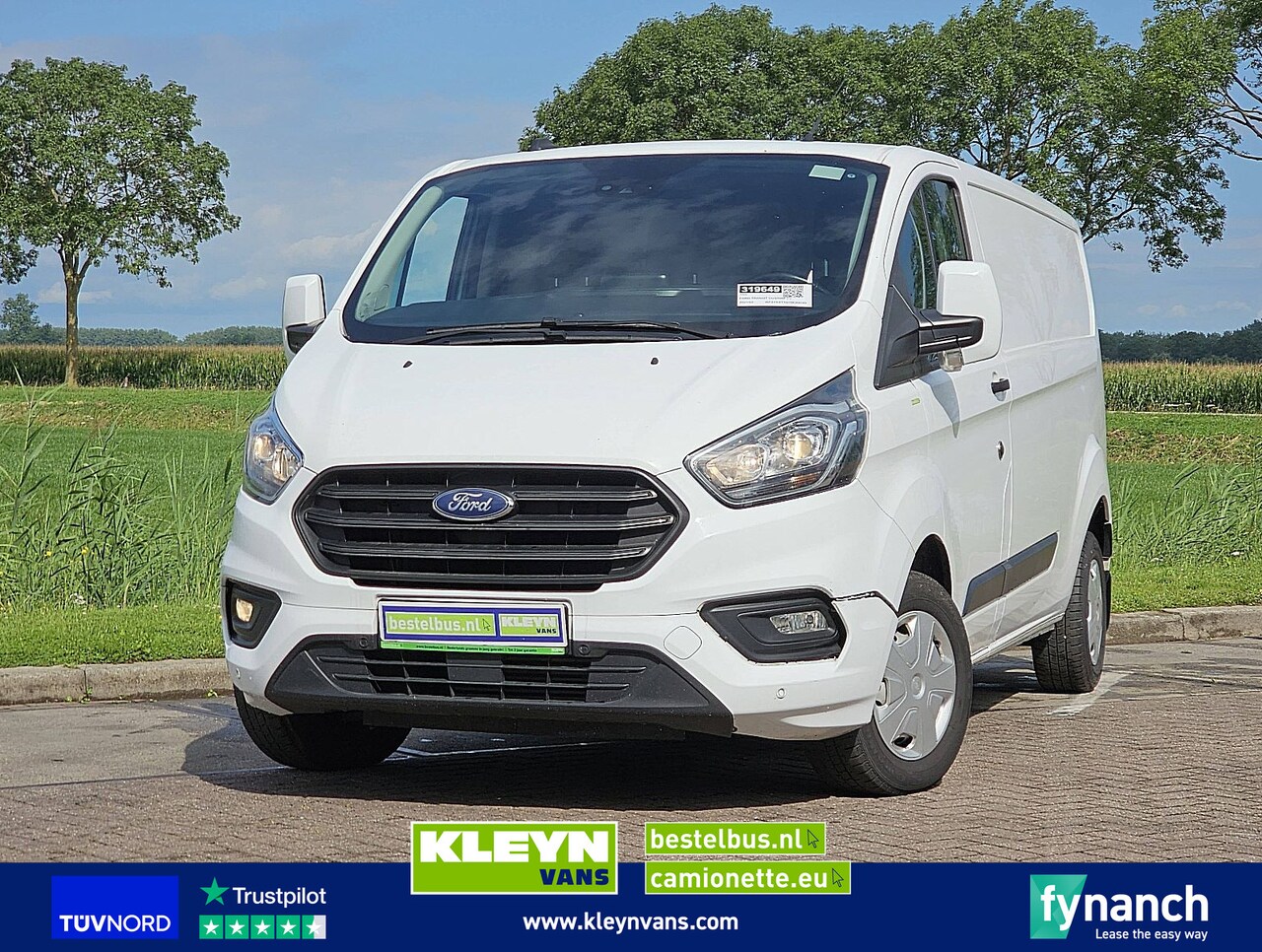 Ford Transit Custom - 2.0 L2H1 Navi Airco - AutoWereld.nl