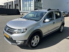 Dacia Sandero Stepway - 0.9 TCe StepwayAIRCO/NAVI 130.000kmBJ 2015