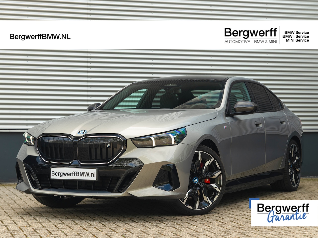 BMW i5 - xDrive40 - M-Sport Pro - Pano - Trekhaak - ACC - Stoelventilatie - AutoWereld.nl