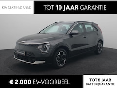 Kia Niro EV - DynamicLine 64.8 kWh | SOH 100% | Navigatie | Climate Control | Lm velgen | Parkeersensore