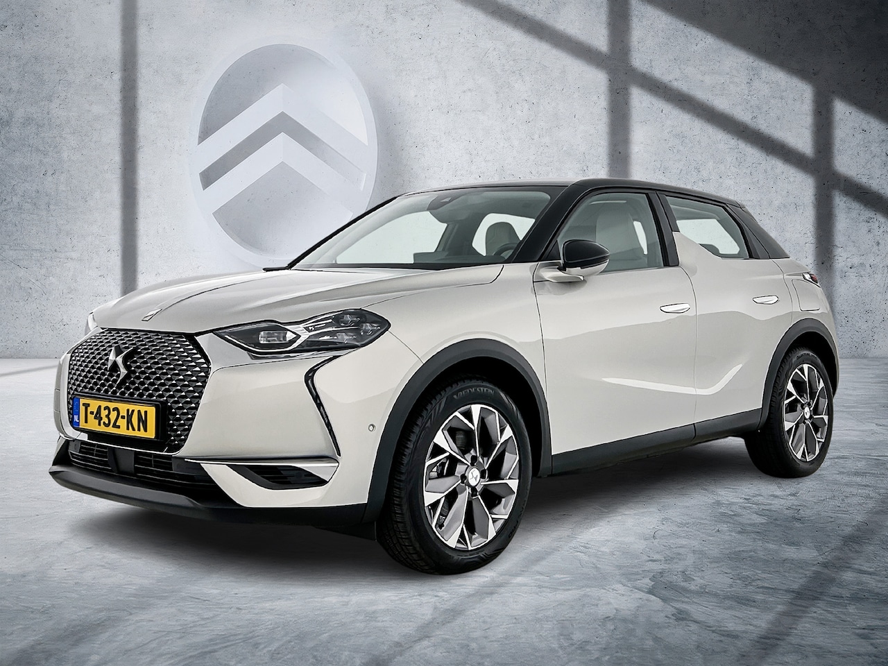 DS 3 Crossback - E-Tense Rivoli 50 kWh 1 fase | Rijklaar | Headup display | adaptieve cruise control |  Cam - AutoWereld.nl