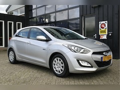 Hyundai i30 - 1.6 GDI i-Motion | NL-Auto | Dealer Onderhouden | Cruise | Trekhaak