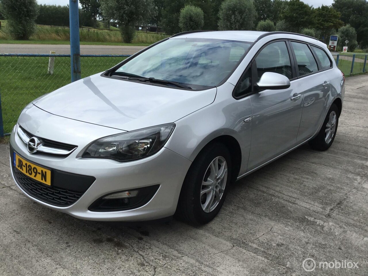 Opel Astra Sports Tourer - 1.6 CDTi Design Edition 1.6 CDTi Design Edition - AutoWereld.nl