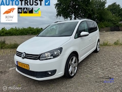 Volkswagen Touran - 1.4 TSI Highline| Cruise | Sensoren | Trek