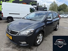 Kia Cee'd Sporty Wagon - 1.4 CVVT X-ecutive Export