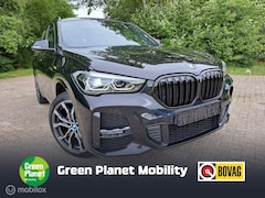 BMW X1 - xDrive25e M-Sport|Pano|head-up|Leder